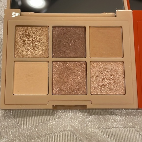 Essence Makeup Essence Eyeshadow Palette Bundle Poshmark